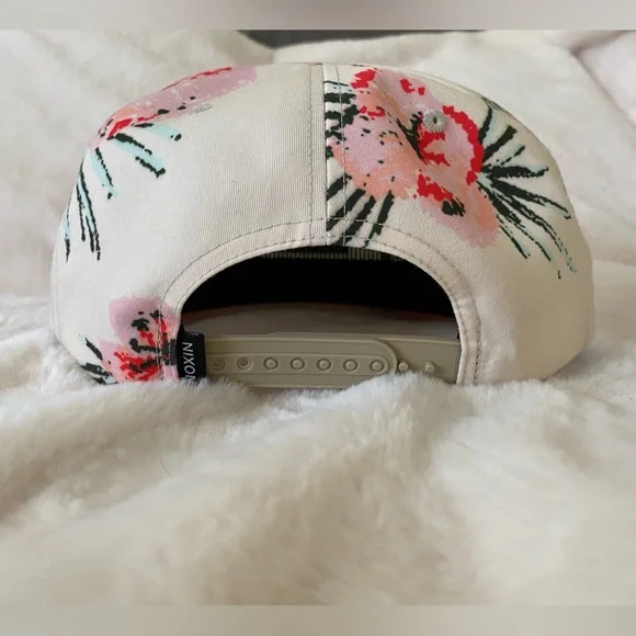 Nixon Snapback Hat - Picture 8 of 9